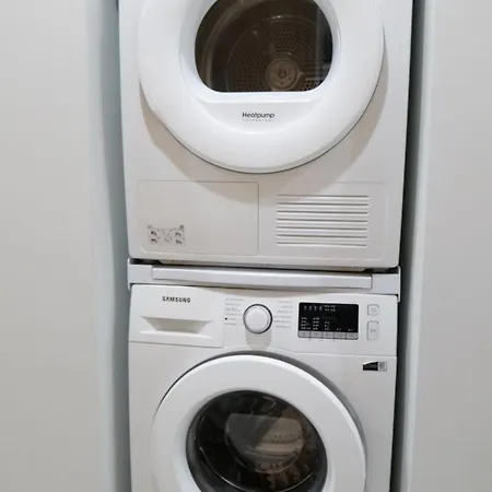 شقة Kristi 01 *